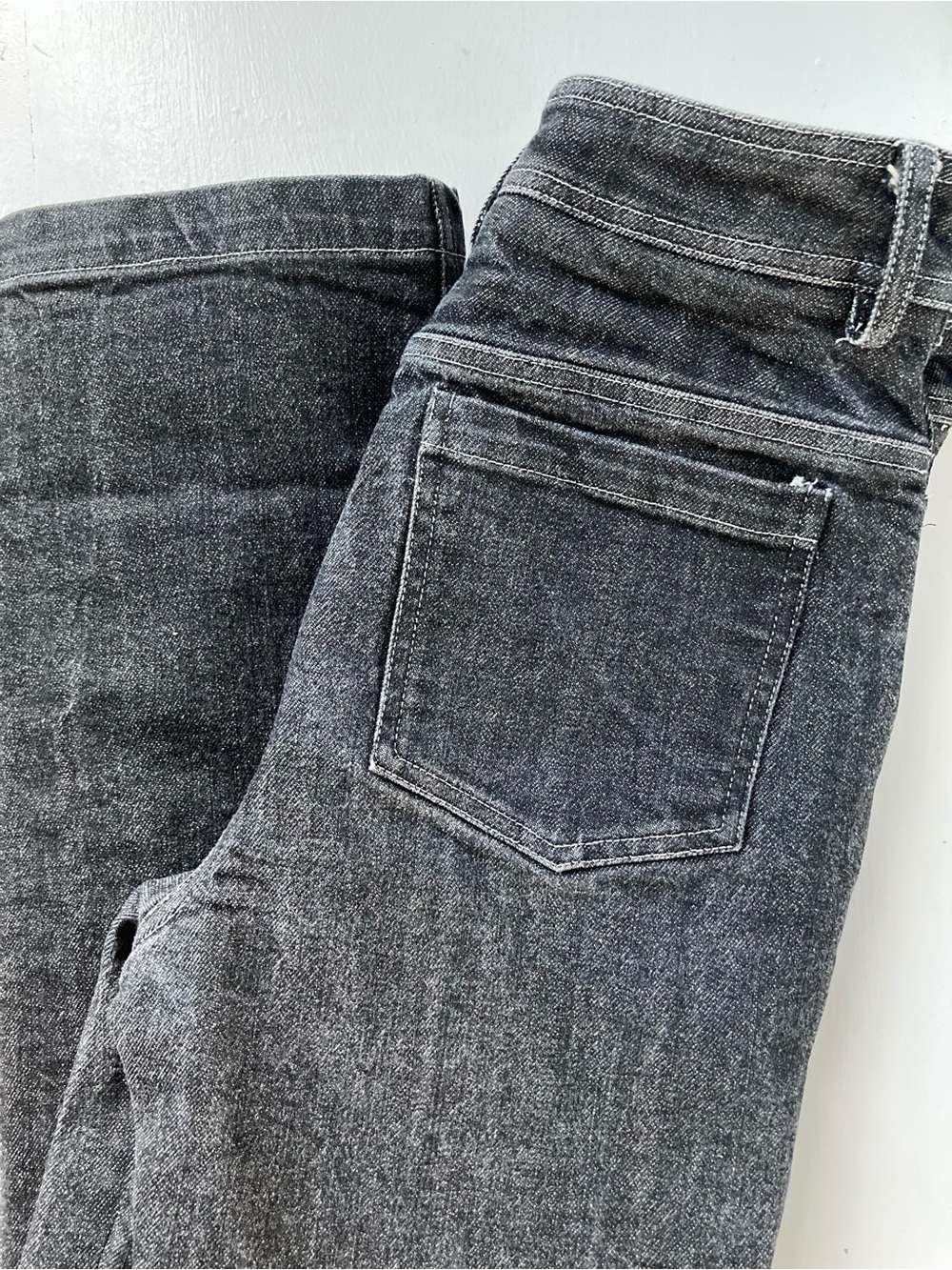 No. 6 Store | Classic High-Rise Black Wash Jeans